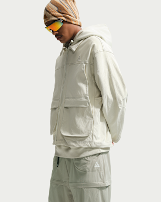 ACG Smith Summit Men's UV Jacket. Nike IL